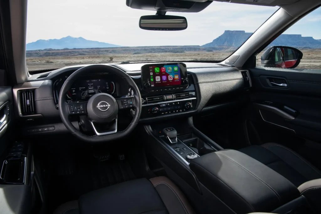 2022 Nissan Pathfinder Platinum 4dr SUV interior review 2022 Nissan Pathfinder Platinum 4dr SUV interior review