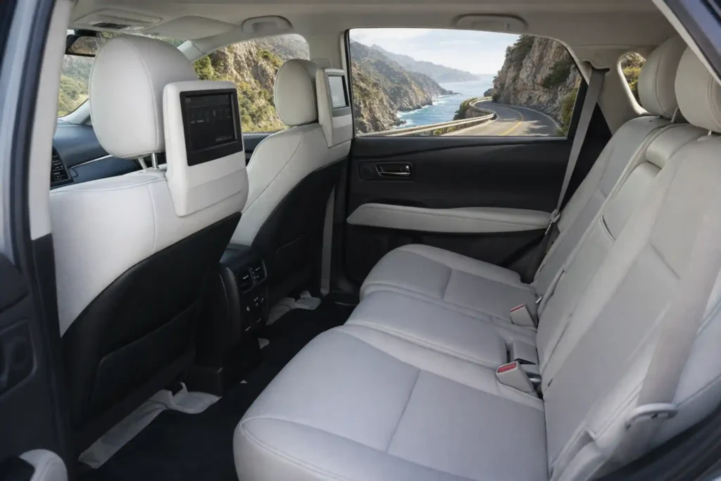2014 Lexus RX 450h Second Row Seating with Rear Screens 2014 Lexus RX 450h Second Row Seating with Rear Screens
